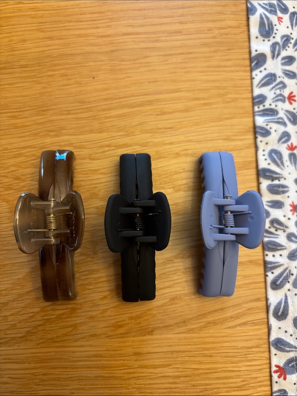Kaxi mini hold everything hair clip - Picture 3 of 4